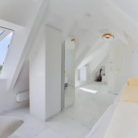 Haus Am 1n *